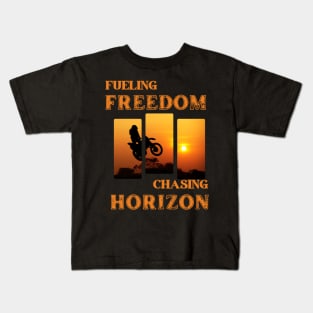 Fueling freedom chasing horizon Kids T-Shirt